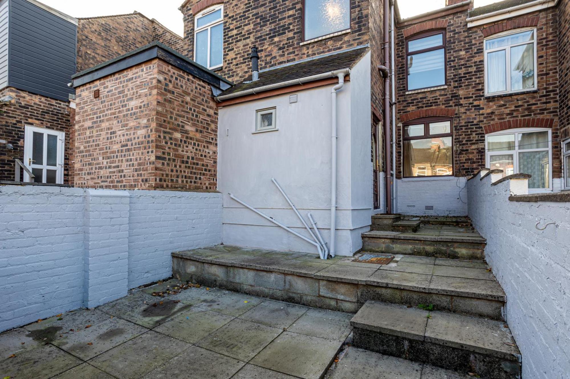Coronation House By Yourstays - 3 Bedroom House In Newcastle-Under-Lyme Stoke-on-Trent Экстерьер фото